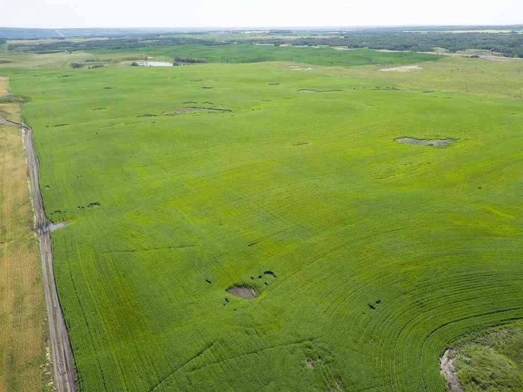 MLS® A2245923 - SW,26,35,22,W$M Hi way 590 Highway  in NONE Elnora, Agri-Business