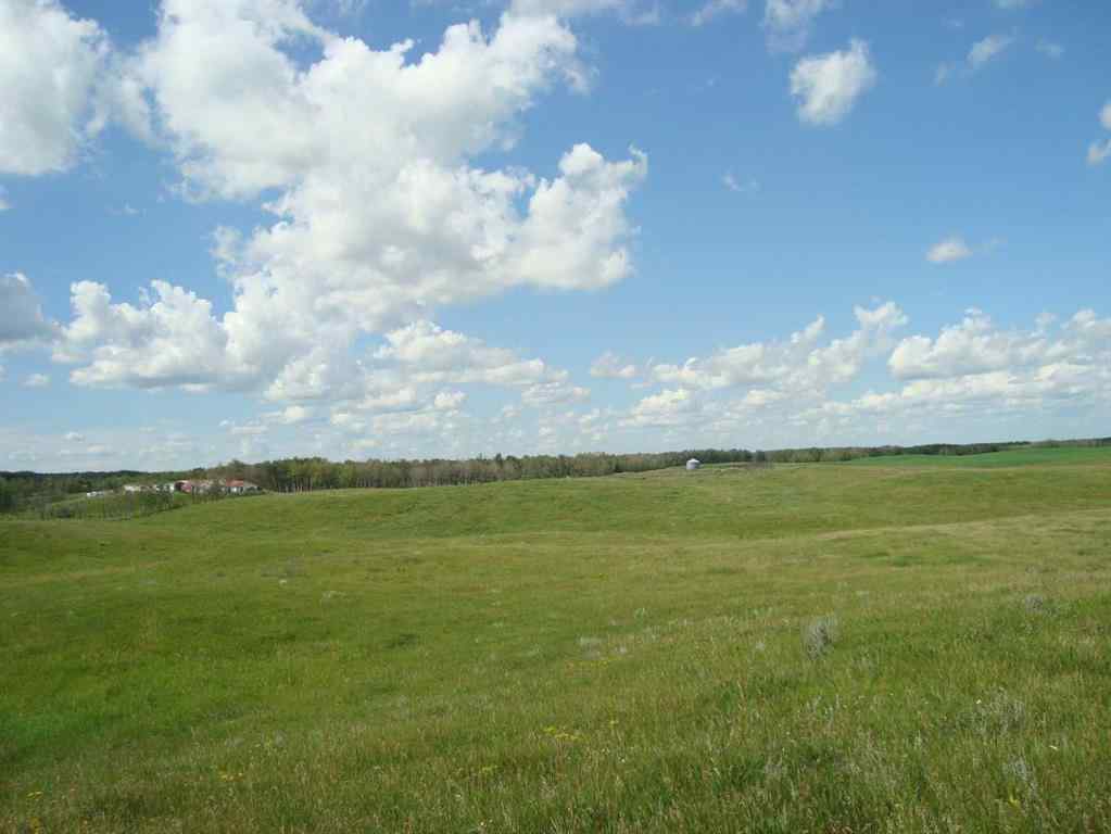 MLS® A2245923 - SW,26,35,22,W$M Hi way 590 Highway  in NONE Elnora, Agri-Business