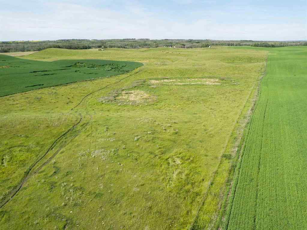 MLS® A2245923 - SW,26,35,22,W$M Hi way 590 Highway  in NONE Elnora, Agri-Business