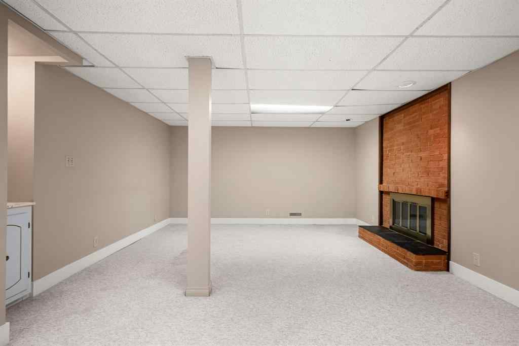 MLS® A2245925 - 409 Lake Simcoe Crescent SE in Lake Bonavista Calgary, Residential