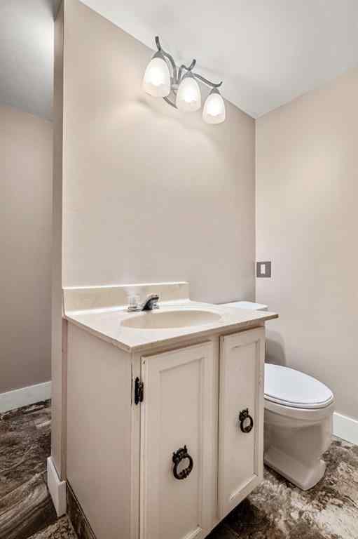 MLS® A2245925 - 409 Lake Simcoe Crescent SE in Lake Bonavista Calgary, Residential