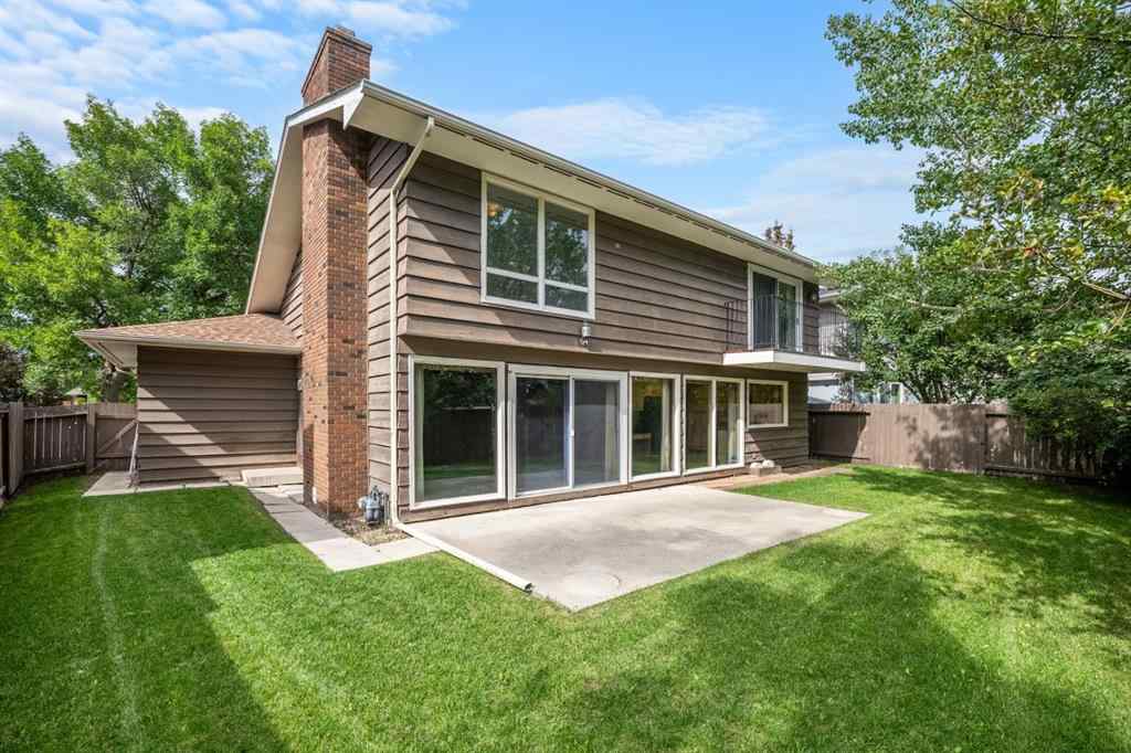 MLS® A2245925 - 409 Lake Simcoe Crescent SE in Lake Bonavista Calgary, Residential