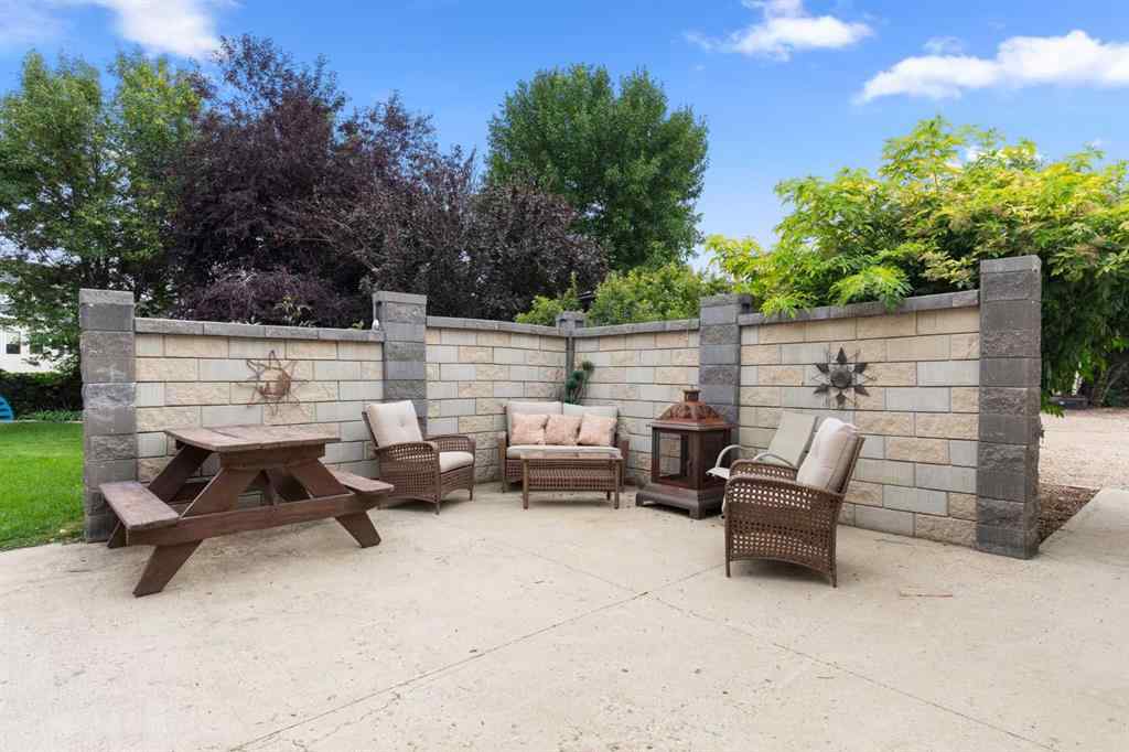 MLS® A2245926 - 1332 4A Avenue  in NONE Dunmore, Residential
