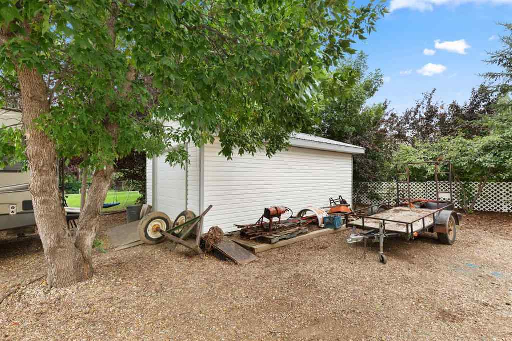 MLS® A2245926 - 1332 4A Avenue  in NONE Dunmore, Residential