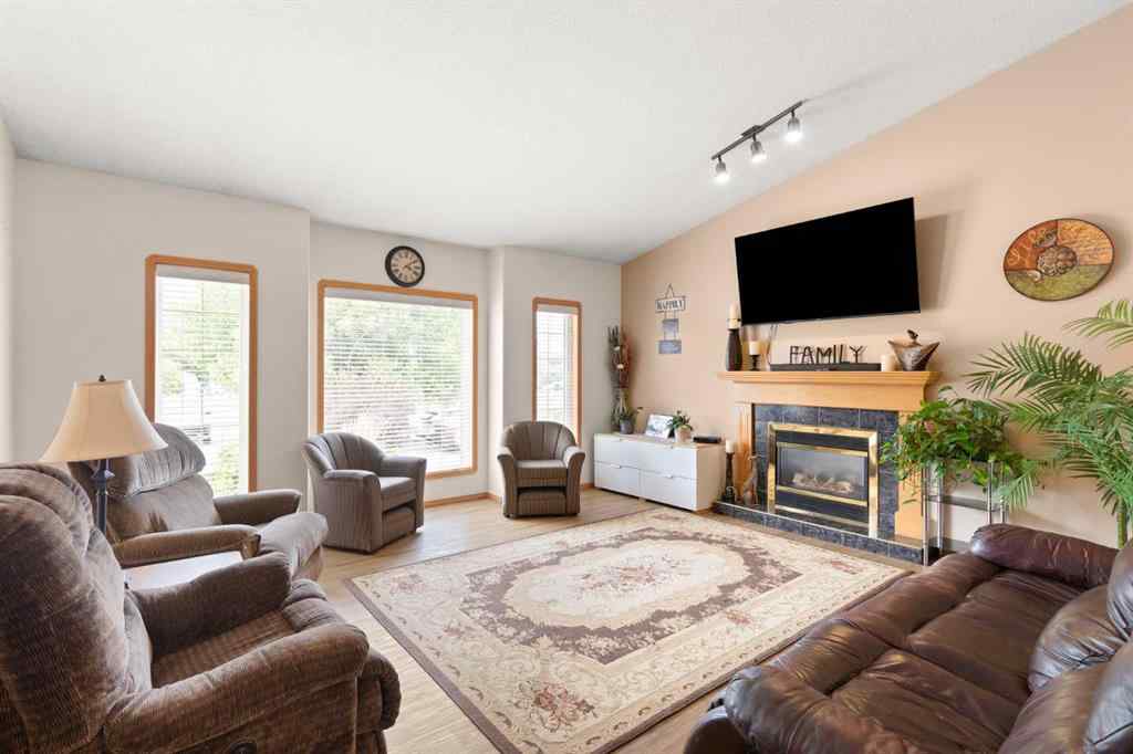 MLS® A2245926 - 1332 4A Avenue  in NONE Dunmore, Residential