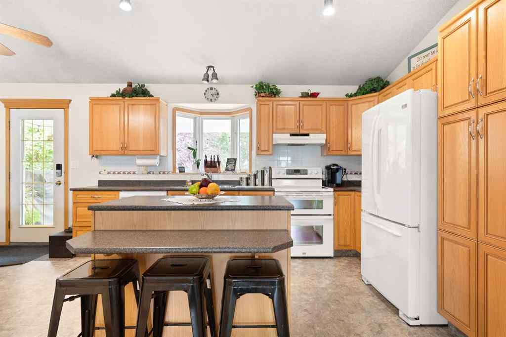 MLS® A2245926 - 1332 4A Avenue  in NONE Dunmore, Residential