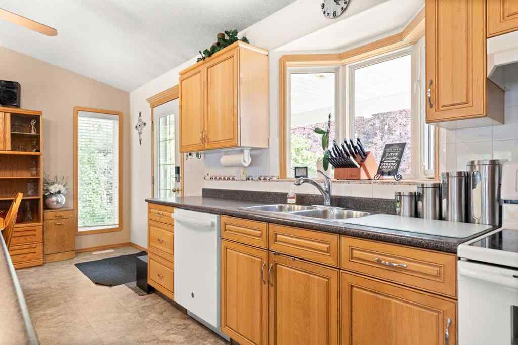 MLS® A2245926 - 1332 4A Avenue  in NONE Dunmore, Residential