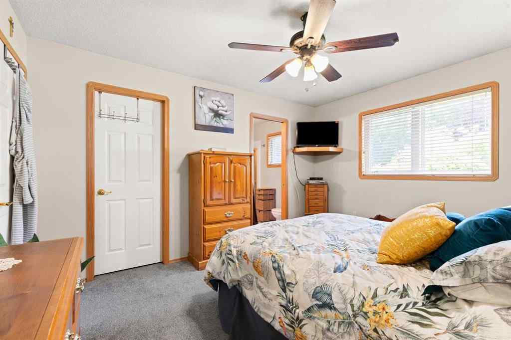 MLS® A2245926 - 1332 4A Avenue  in NONE Dunmore, Residential