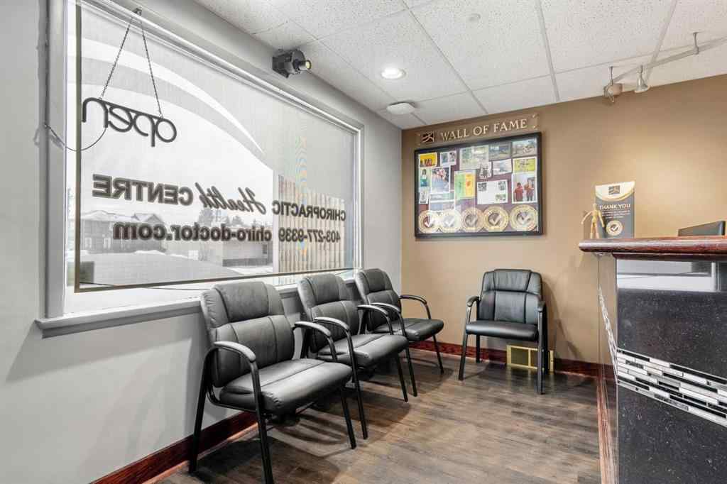 MLS® A2245937 - 2713 Centre Street NW in Tuxedo Park Calgary, Commercial