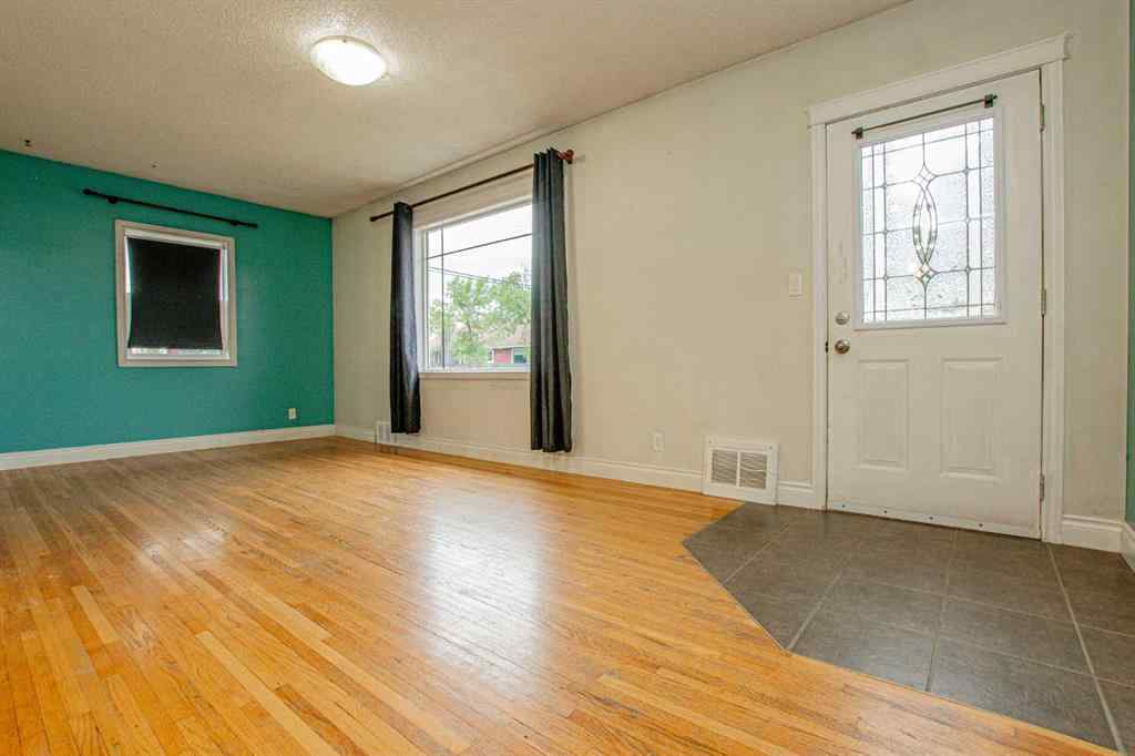 MLS® A2245938 - 9818 97 Street  in NONE Sexsmith, Residential