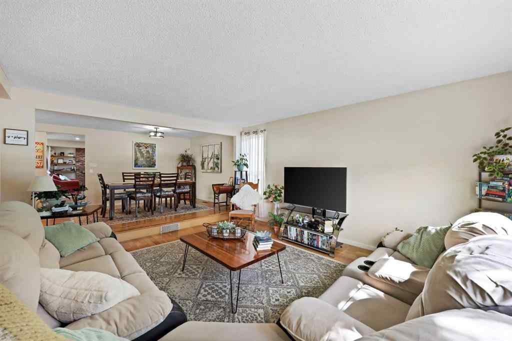MLS® A2245949 - 40 Woodbrook Court SW in Woodbine Calgary, Residential