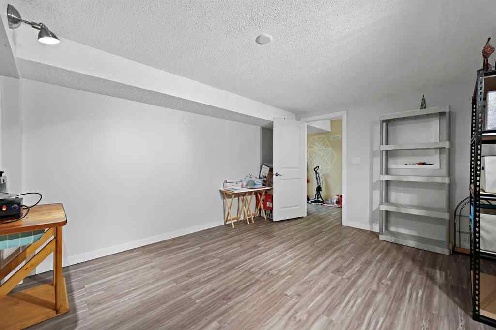 MLS® A2245949 - 40 Woodbrook Court SW in Woodbine Calgary, Residential