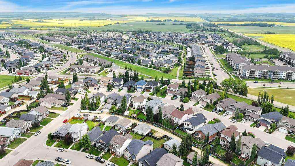 MLS® A2245951 - 111 Vanson Close  in Vanier Woods Red Deer, Residential