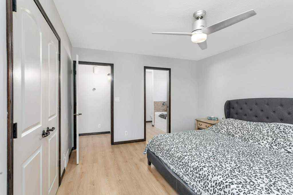 MLS® A2245951 - 111 Vanson Close  in Vanier Woods Red Deer, Residential