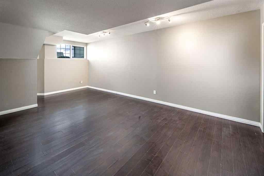 MLS® A2245956 - 123 Royal Birch Manor NW in Royal Oak Calgary, Residential