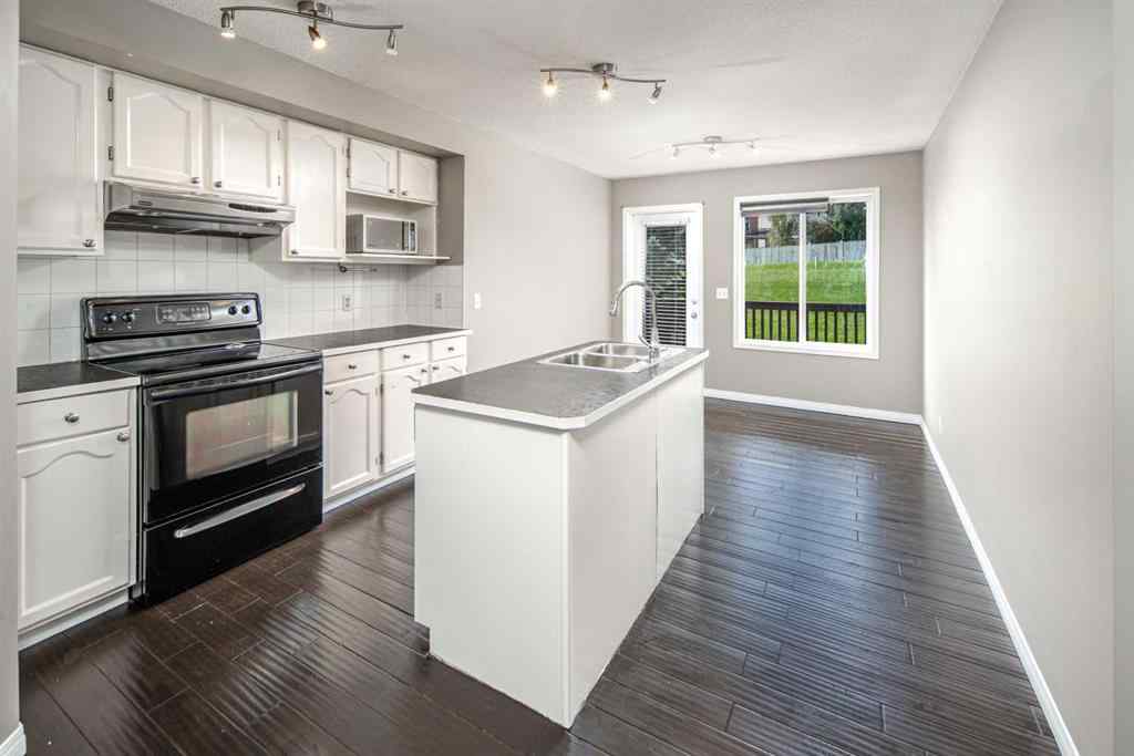MLS® A2245956 - 123 Royal Birch Manor NW in Royal Oak Calgary, Residential