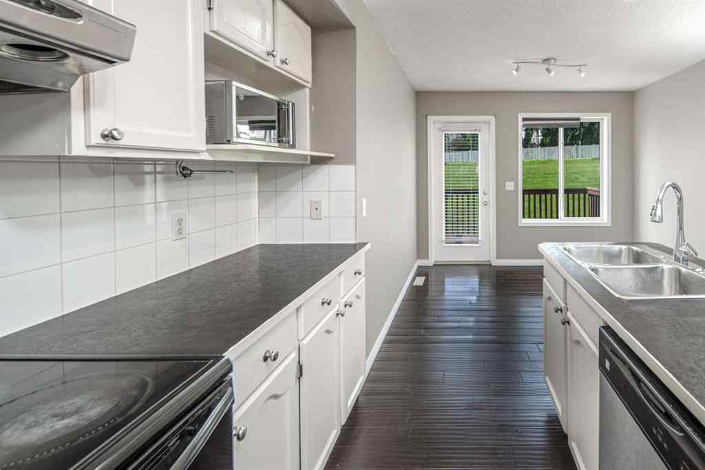 MLS® A2245956 - 123 Royal Birch Manor NW in Royal Oak Calgary, Residential