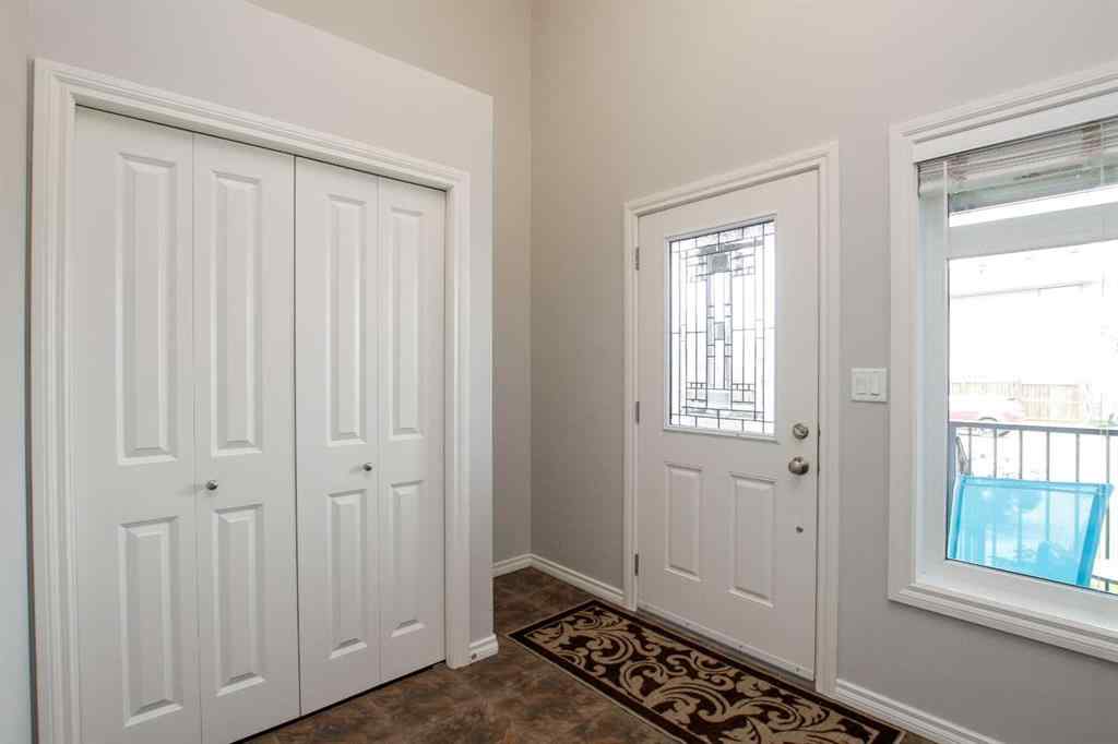 MLS® A2245957 - 73 Bowman Circle  in Beacon Hill Sylvan Lake, Residential