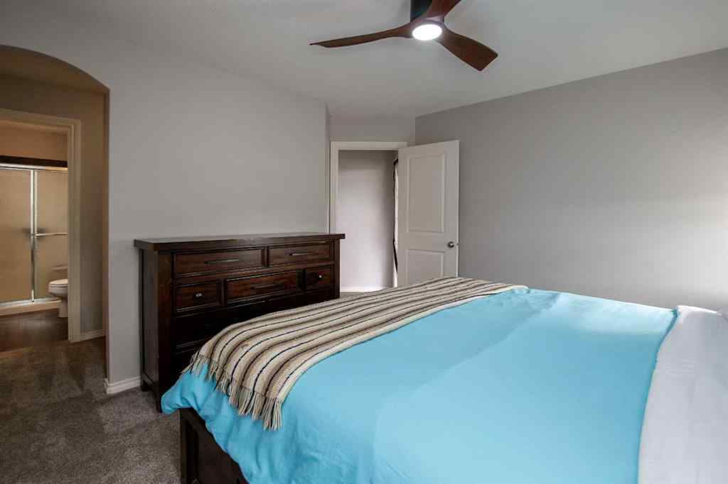 MLS® A2245957 - 73 Bowman Circle  in Beacon Hill Sylvan Lake, Residential