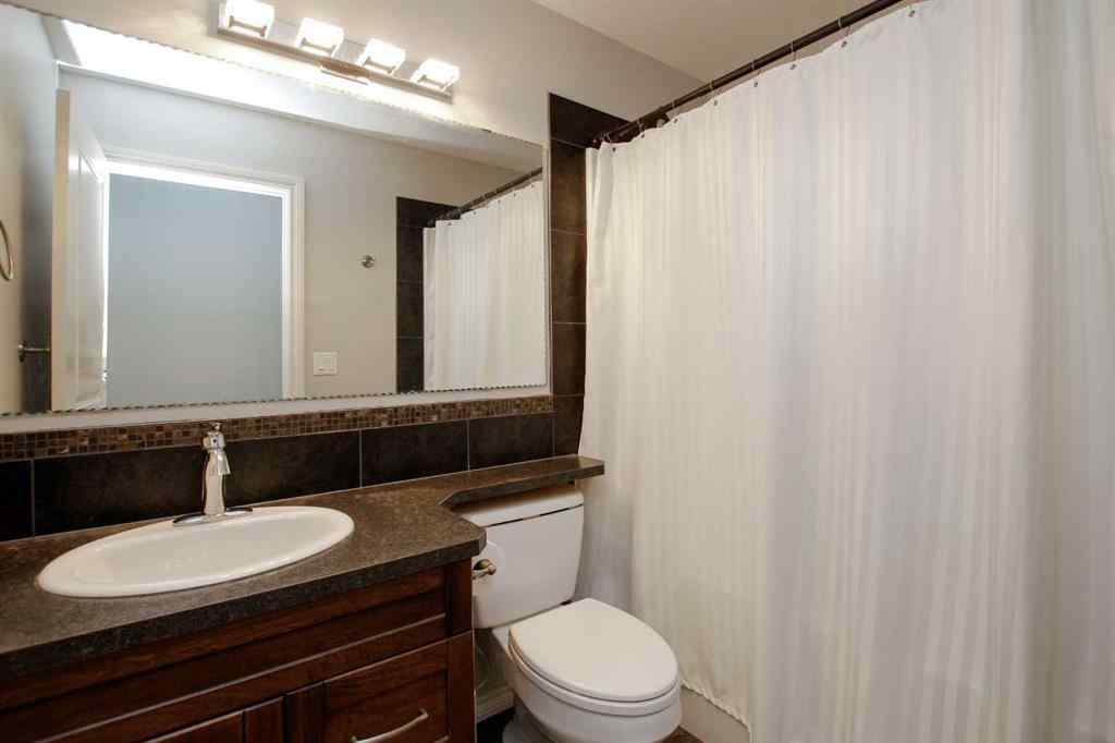 MLS® A2245957 - 73 Bowman Circle  in Beacon Hill Sylvan Lake, Residential