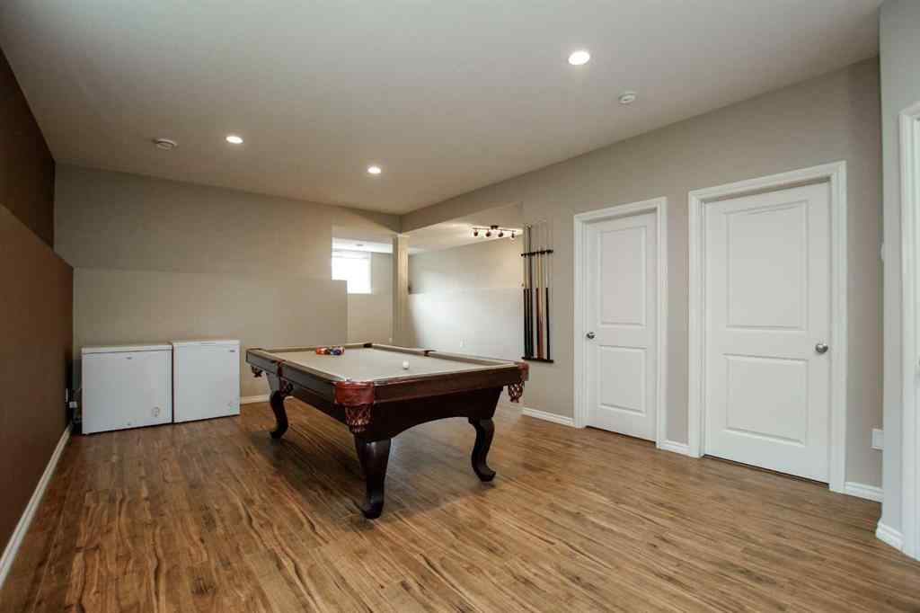 MLS® A2245957 - 73 Bowman Circle  in Beacon Hill Sylvan Lake, Residential