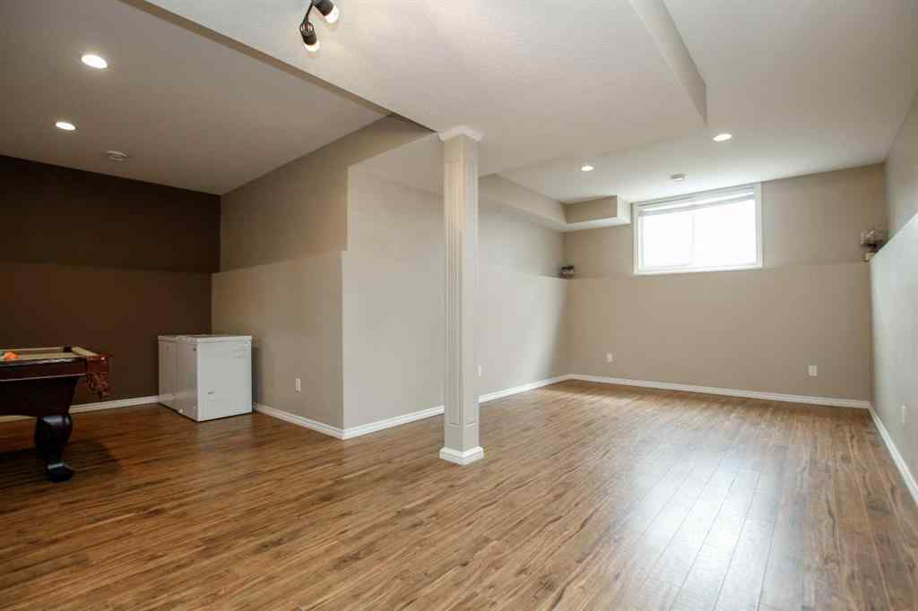MLS® A2245957 - 73 Bowman Circle  in Beacon Hill Sylvan Lake, Residential