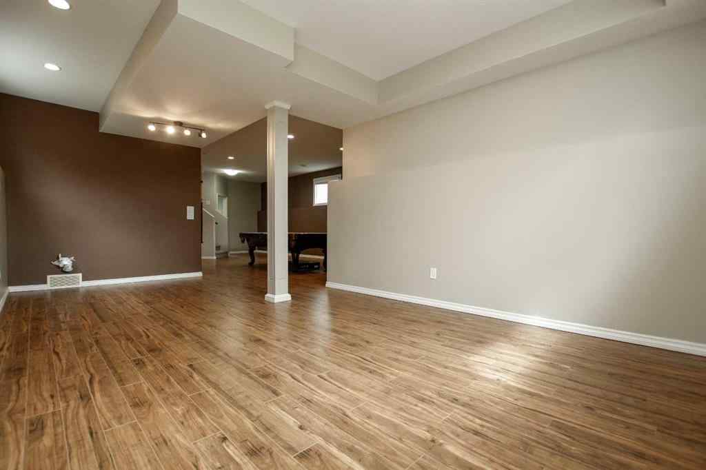 MLS® A2245957 - 73 Bowman Circle  in Beacon Hill Sylvan Lake, Residential