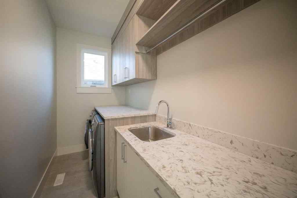 MLS® A2245961 - 419 29 Avenue NE in Winston Heights/Mountview Calgary, Residential