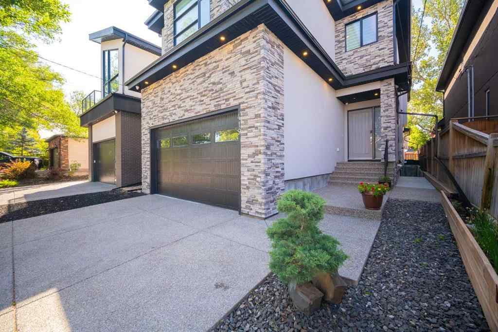 MLS® A2245961 - 419 29 Avenue NE in Winston Heights/Mountview Calgary, Residential