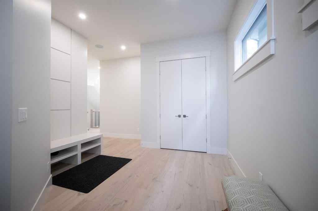 MLS® A2245961 - 419 29 Avenue NE in Winston Heights/Mountview Calgary, Residential