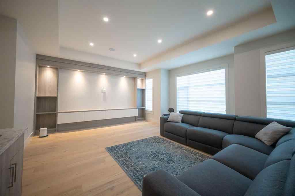 MLS® A2245961 - 419 29 Avenue NE in Winston Heights/Mountview Calgary, Residential