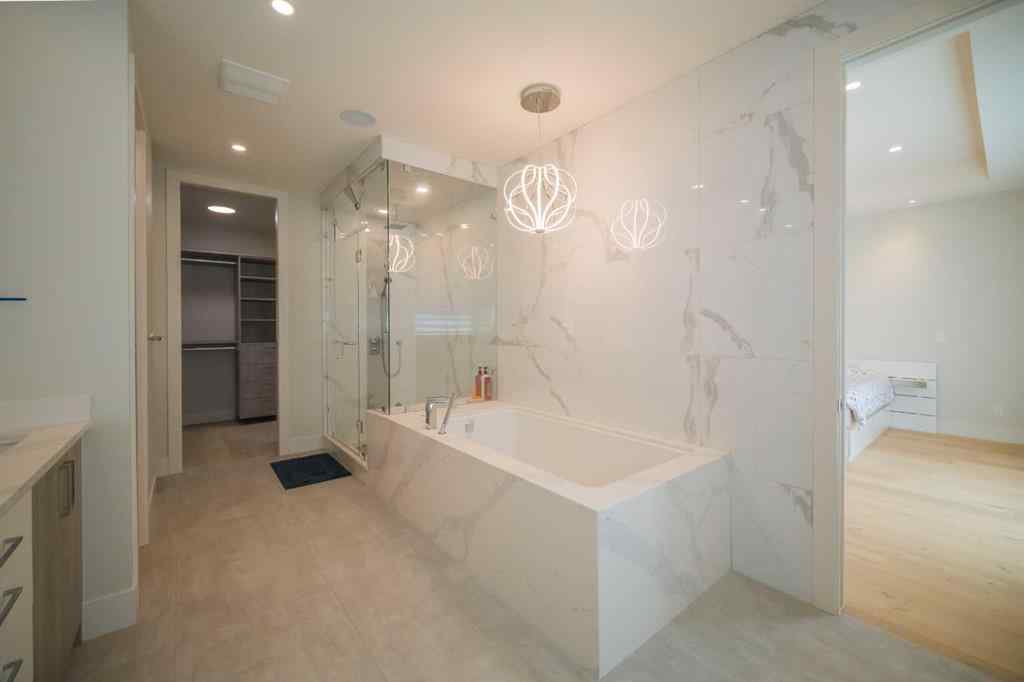 MLS® A2245961 - 419 29 Avenue NE in Winston Heights/Mountview Calgary, Residential