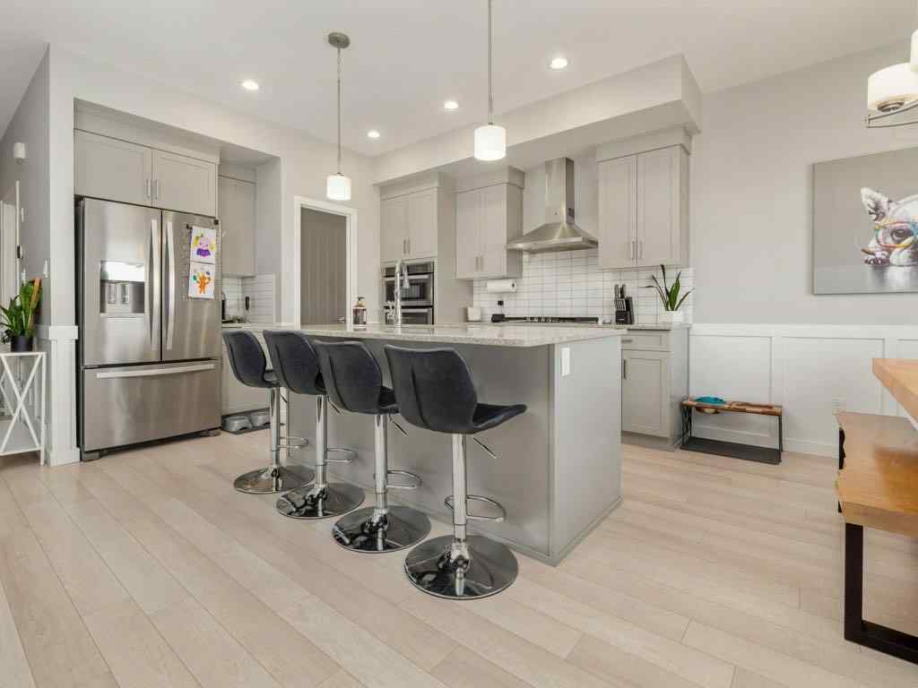 MLS® A2245962 - 102 Blackwolf Bay N in Blackwolf 1 Lethbridge, Residential