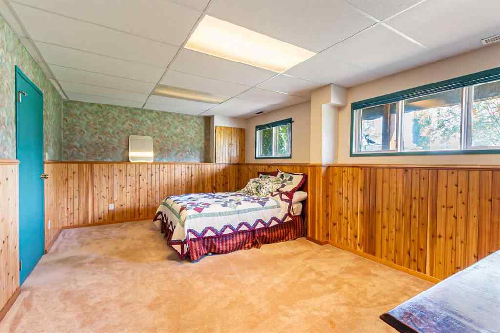 MLS® A2245966 - 204 Silverthorn Close  in NONE Olds, Residential