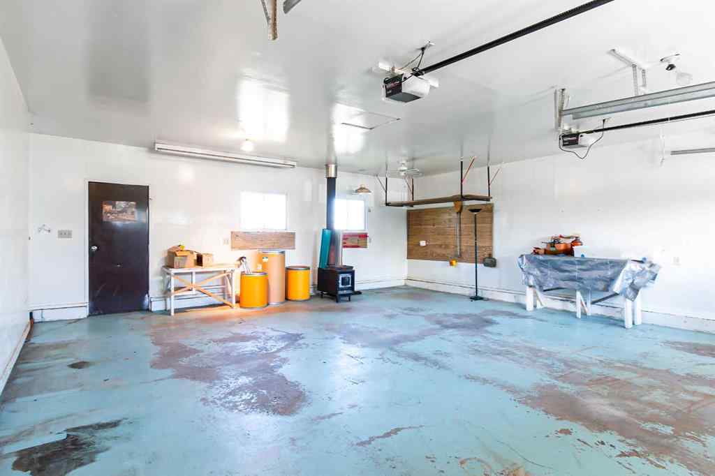 MLS® A2245966 - 204 Silverthorn Close  in NONE Olds, Residential