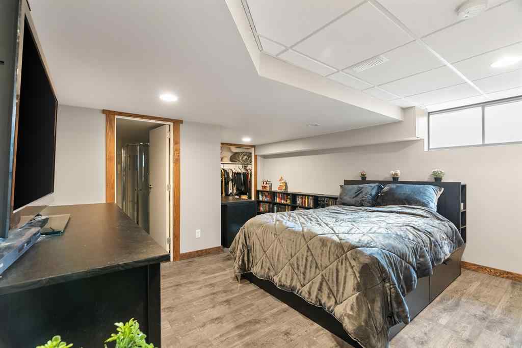 MLS® A2245977 - 170 Community Lane  in Saprae Creek Estates Saprae Creek, Residential