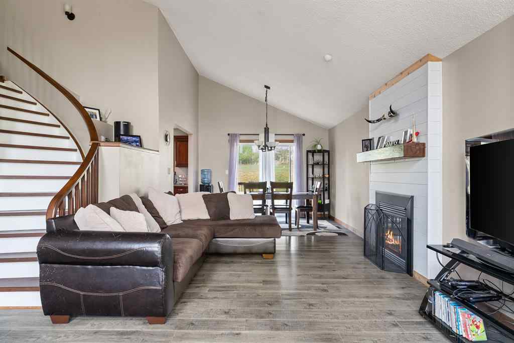 MLS® A2245977 - 170 Community Lane  in Saprae Creek Estates Saprae Creek, Residential