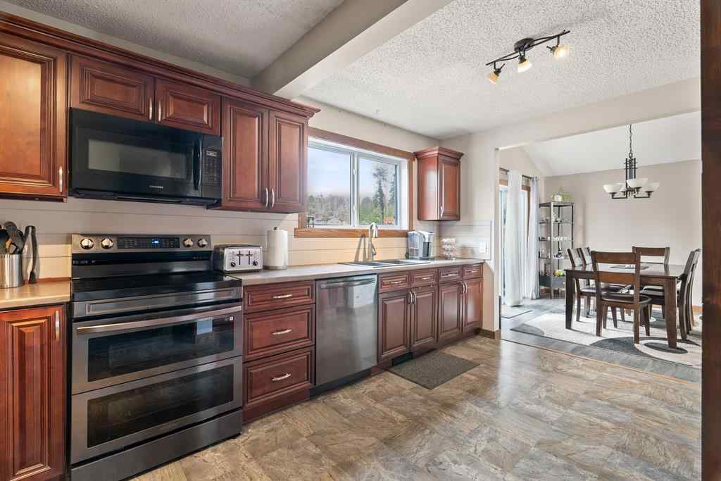 MLS® A2245977 - 170 Community Lane  in Saprae Creek Estates Saprae Creek, Residential