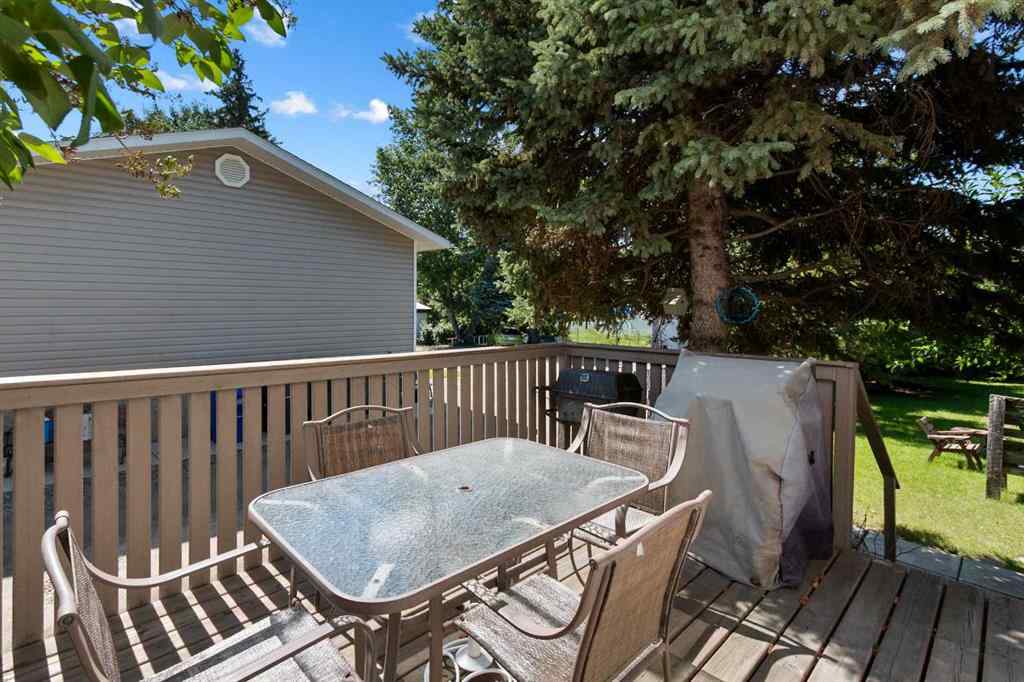 MLS® A2245978 - 5206 57 Avenue  in NONE Olds, Residential