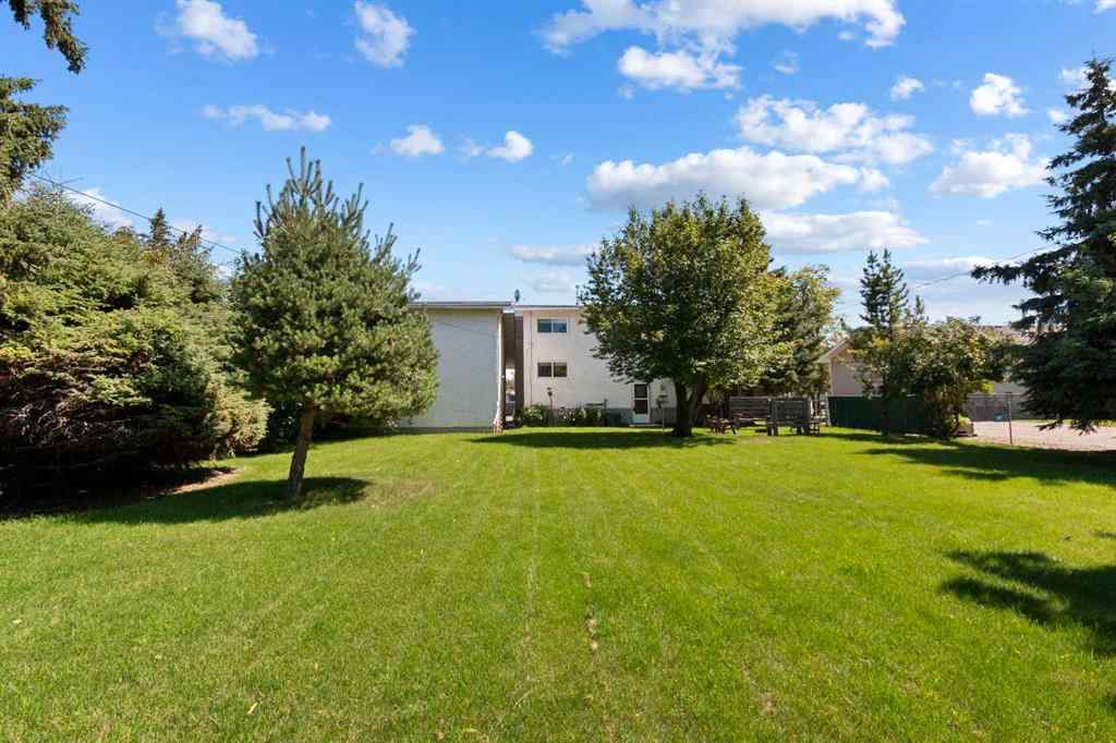 MLS® A2245978 - 5206 57 Avenue  in NONE Olds, Residential