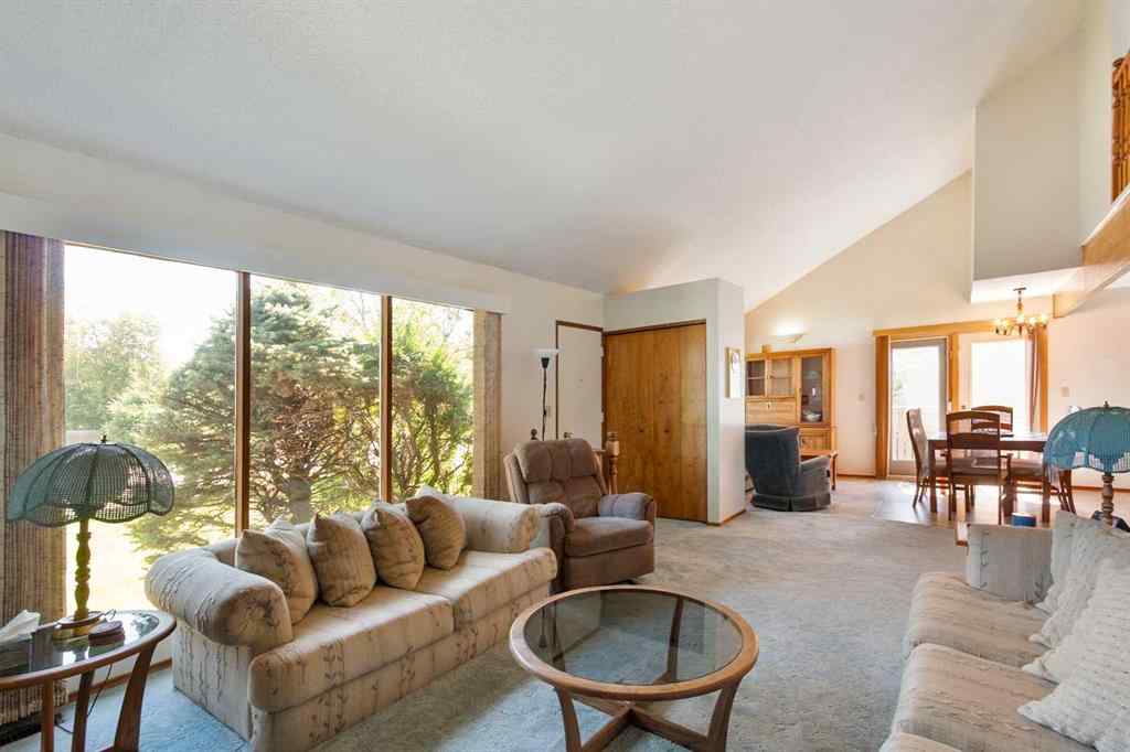 MLS® A2245978 - 5206 57 Avenue  in NONE Olds, Residential