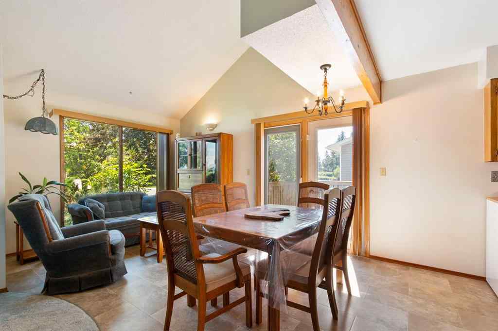 MLS® A2245978 - 5206 57 Avenue  in NONE Olds, Residential
