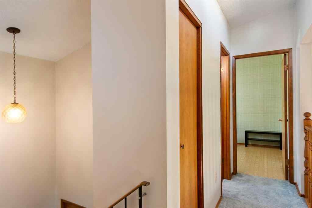 MLS® A2245978 - 5206 57 Avenue  in NONE Olds, Residential