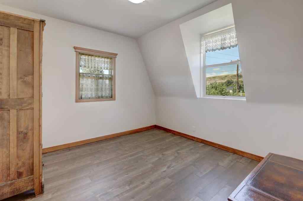 MLS® A2245989 - 1507 2 Avenue  NW in Midland Drumheller, Residential
