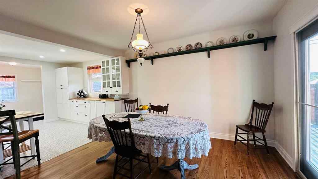 MLS® A2245989 - 1507 2 Avenue  NW in Midland Drumheller, Residential