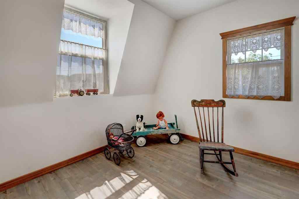 MLS® A2245989 - 1507 2 Avenue  NW in Midland Drumheller, Residential