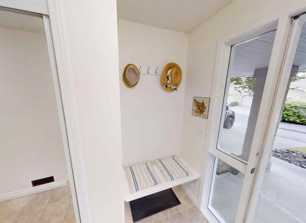 MLS® A2245992 - 305 Sierra Morena Green SW in Signal Hill Calgary, Residential