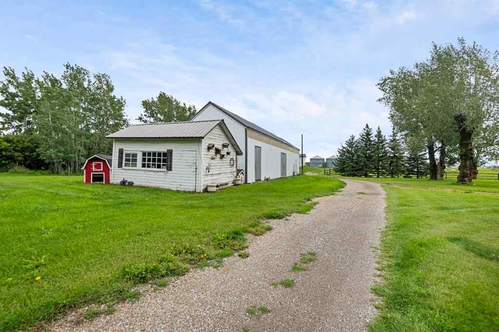 MLS® A2245995 - 33194 Twp Rd 284   in NONE Rural Rocky View County, Residential