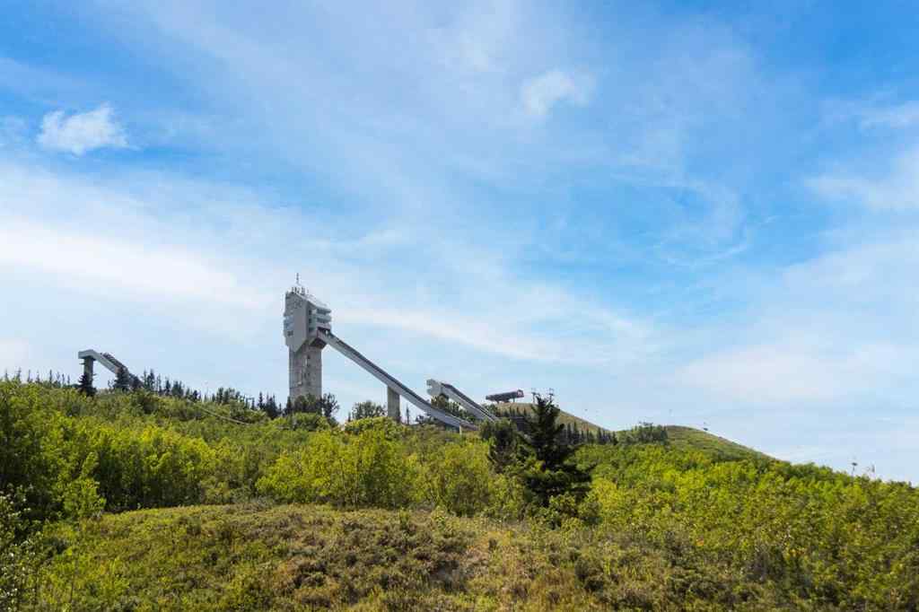 MLS® A2246005 - Unit #84 1453 Na'a Drive SW in Medicine Hill Calgary, Residential