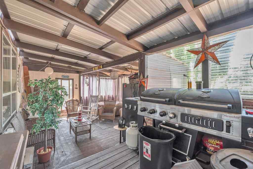 MLS® A2246017 - 101 Westmount Road  in Westmount_OK Okotoks, Residential